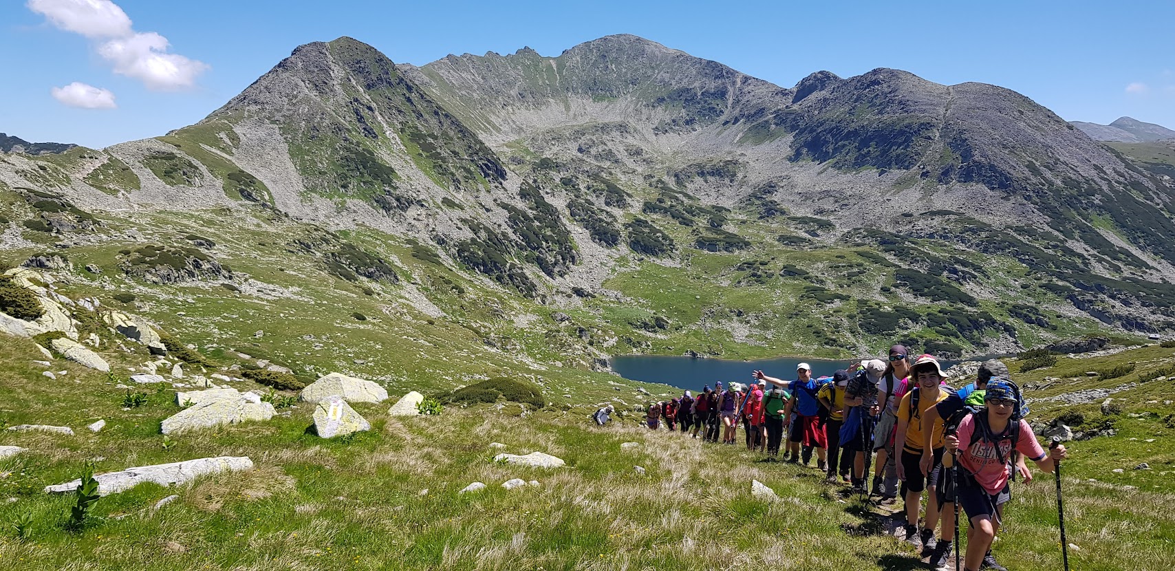 Evadează din rutina zilnică într-o aventură montană cu Himalaya Travel